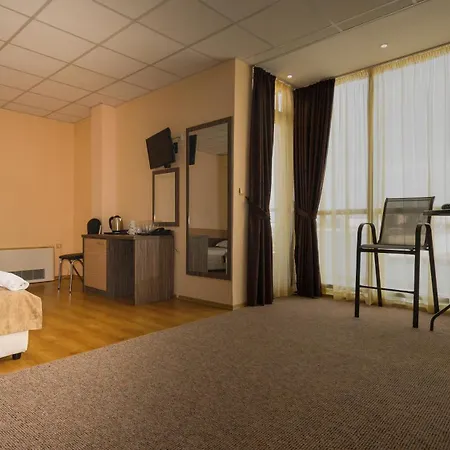 Hotel City 酒店 布尔加斯