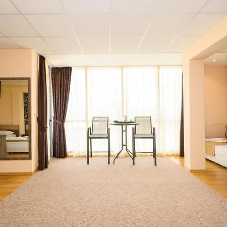 Hotel Hotel City 2*