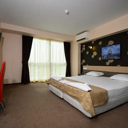 Otel Hotel City 2*