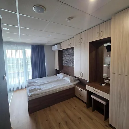 Hotel City 酒店 2*