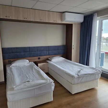 Hotel City 布尔加斯