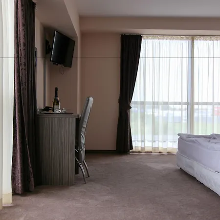 Otel Hotel City 2*