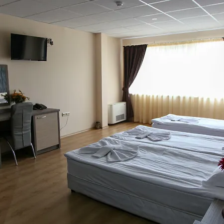 Hotel Hotel City 2*