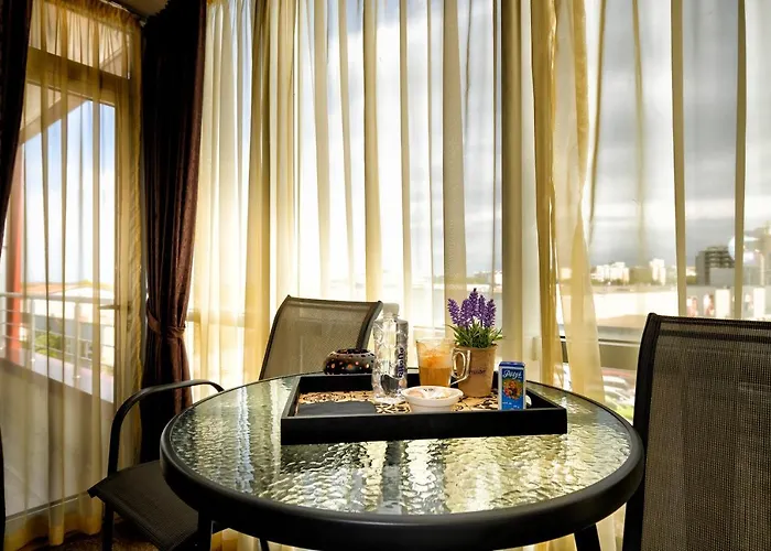 Hotel City בורגאס