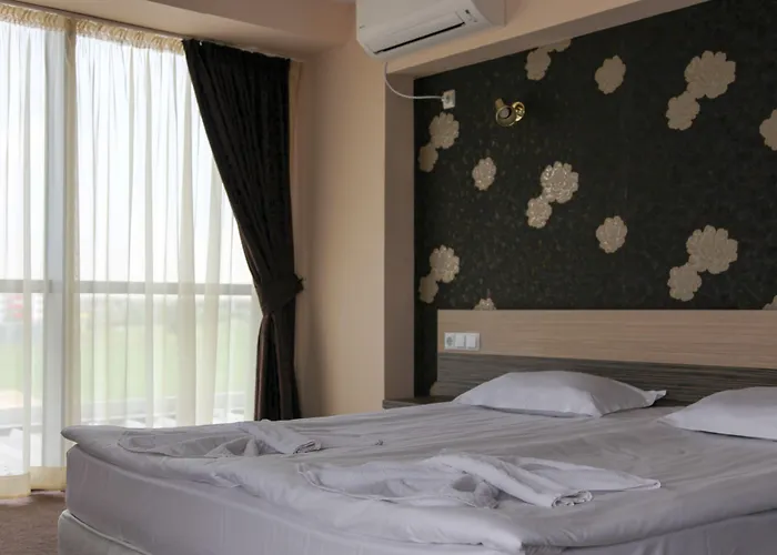 Hotel City 2* בורגאס