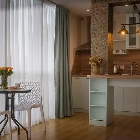 Hotel City Hotel 2*